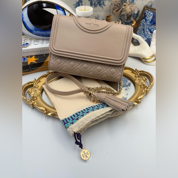🆕 TORY BURCH 🧿 NWOT Fleming Small Convertible Shoulder Bag, Beige In Bedrock - Picture 15 of 16